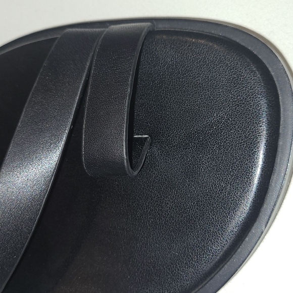 Michael Kors Black Leather Sandals with Silver Chain Design Size 10 - Picture 11 of 13